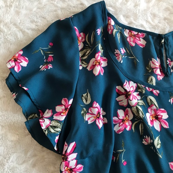 Torrid / floral flowy blouse - Picture 5 of 6